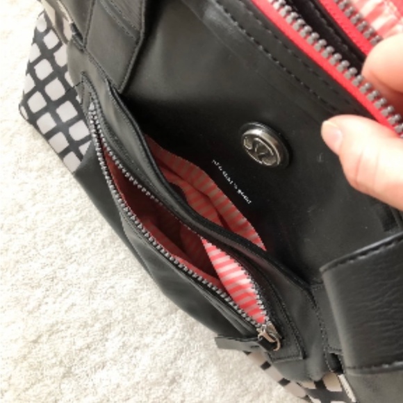 Lululemon Gym Bag - Picture 5 of 10